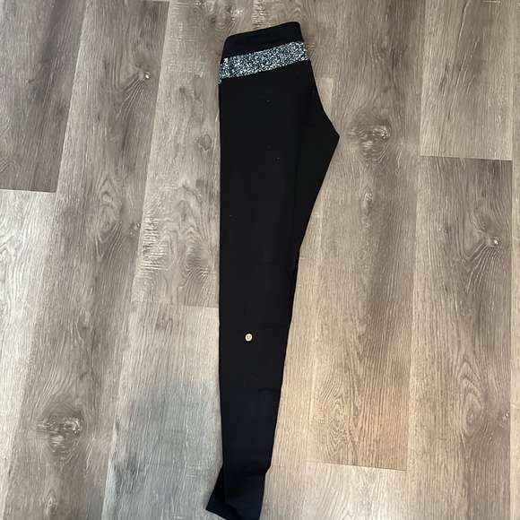 Reversible Lululemon leggings - Picture 3 of 3